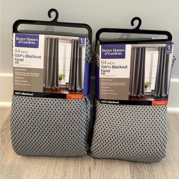 Better Homes Grey 100% blackout panels84 inch ( 2x) brand new - Picture 1 of 3
